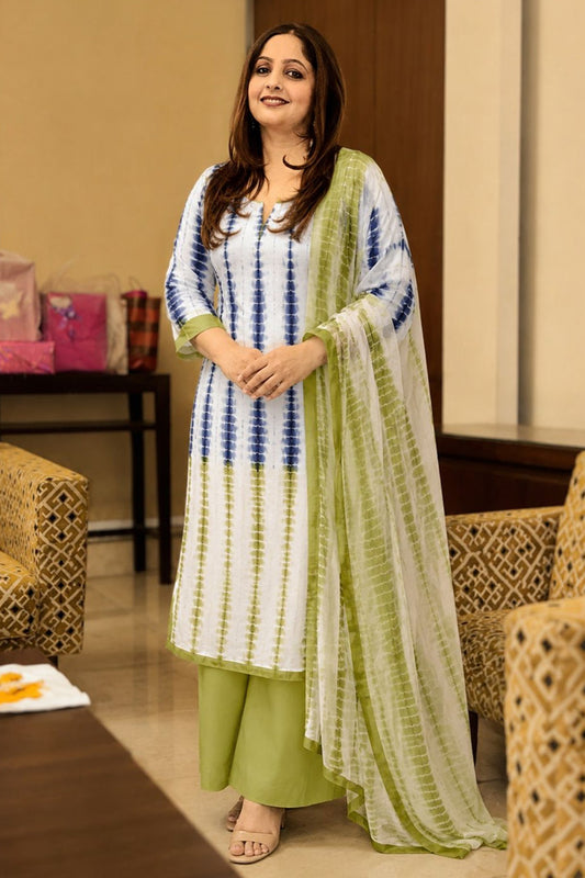 Pink tie-dye pure Bamber suit set with chiffon dupatta – view 2