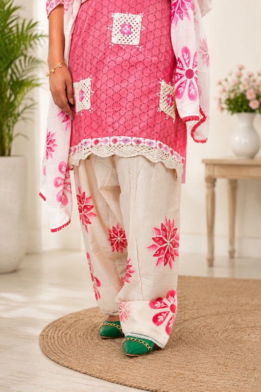 Pink Cotton Suit Set with Lace & Printed Detailing Kurta Salwar Dupatta